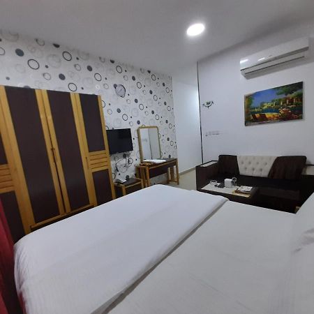 Aparthotel Eman House Salála Exteriér fotografie